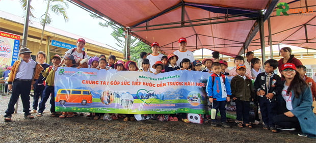 Nhật ký từ thiện 2019 – Chung tay tiếp bước đến trường