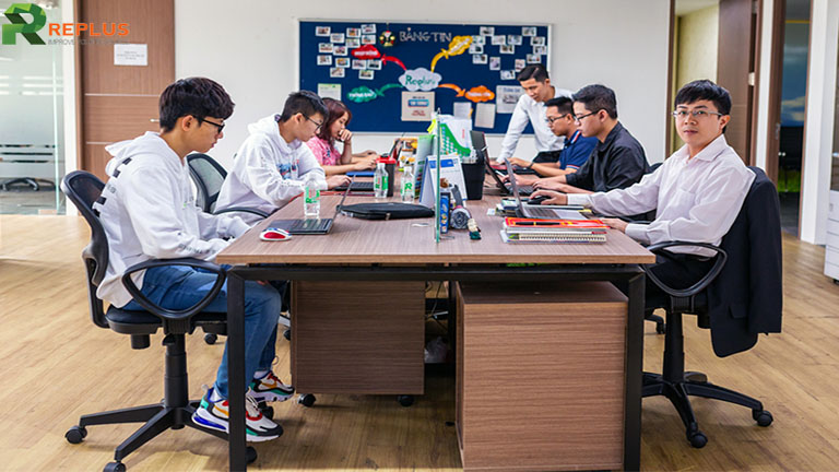 Văn phòng chia sẻ Thủ Đức giá rẻ với 17 tiện ích - Replus 1 van phong chia se thu duc