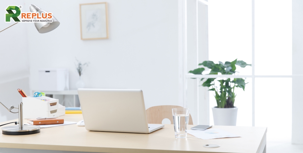 Sắp xếp bàn làm việc khoa học