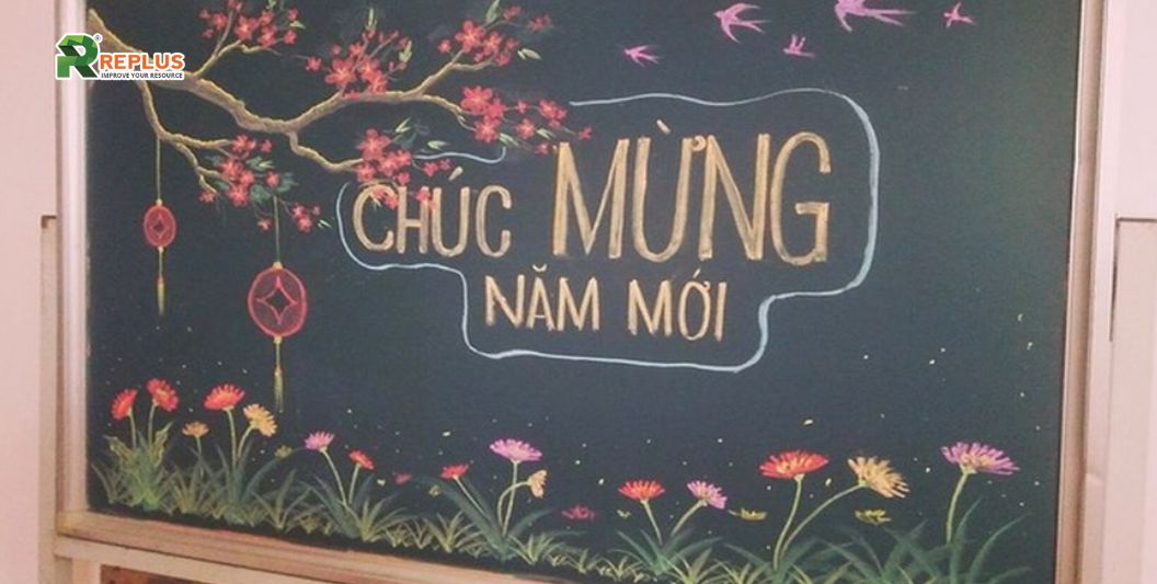 Top 12+ cách trang trí bảng ngày Tết nguyên Đán đẹp lung linh 12 Chim én