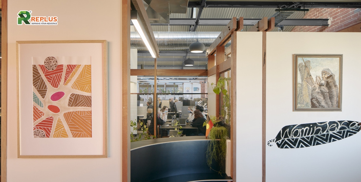 Mách bạn 30+ cách trang trí phòng làm việc tạo hiệu suất cao 25 Đặt những bức ảnh đẹp xung quanh nơi làm việc