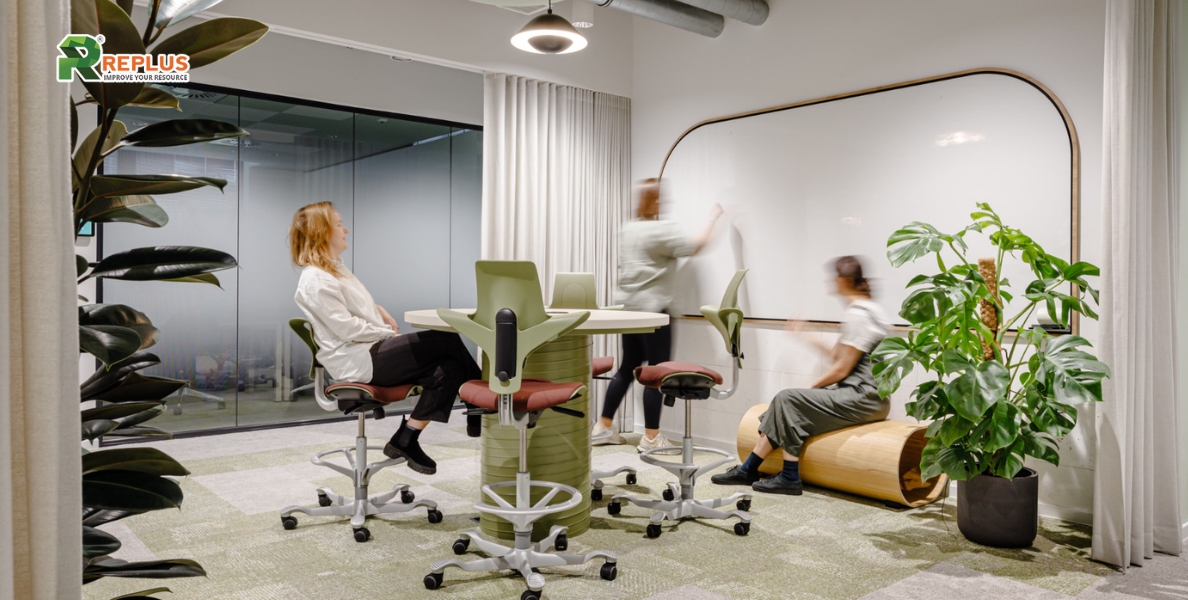 Mách bạn 30+ cách trang trí phòng làm việc tạo hiệu suất cao 15 Tận dụng bảng văn phòng để ghi chú và kế hoạch