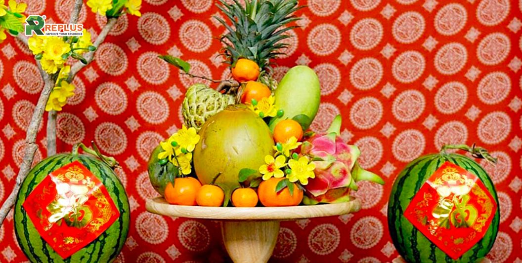 10+ ý tưởng trang trí Tết 2024 hiện đại nhưng vẫn cổ truyền 8 Trang trí mâm ngũ quả