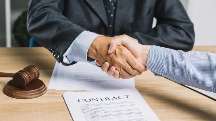 Sau khi ký hợp đồng thuê văn phòng cần làm gì? Checklist từ bàn giao đến vận hành
