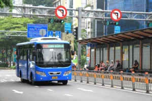 Ngã tư Hàng Xanh: Bản đồ, giao thông và tiện ích 6 Xe buýt nào đi qua ngã tư Hàng Xanh