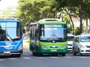 Ngã tư Bình Phước: Vị trí, giao thông và tiện ích 5 Xe buýt nào đi qua ngã tư Bình Phước