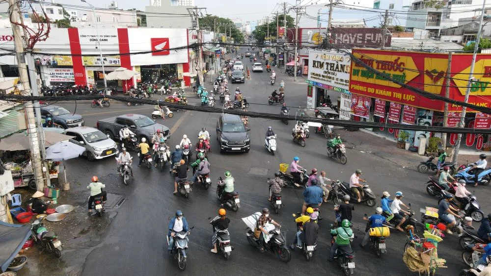 Ngã tư Bốn Xã: Vị trí, sáu nhánh đường và cách di chuyển